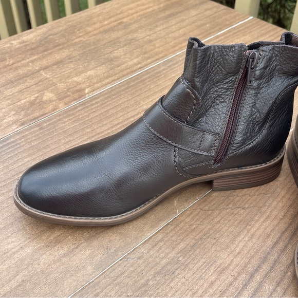 Clarks Collection Women's Boots Ankle Booties Camzin Loop Brown - Picture 3 of 7